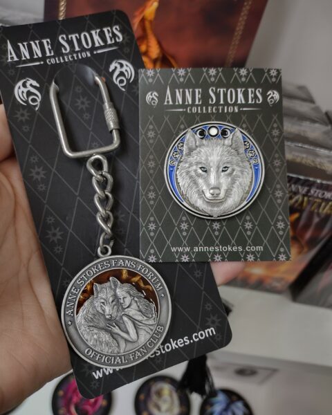 Official Anne Stokes Fans Forum Keyring & Pin (Wolf Variant)